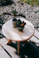 松木圓桌小傢俱/和室小書桌/電腦桌/野餐。露營。好幫手/台灣木工製/可折式