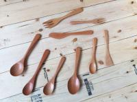 山毛櫸木匙.木湯匙.大湯匙.湯勺.沙拉餐具.沙拉木叉.叉子.攪拌匙.咖啡匙.點心.布丁.果凍匙.牛奶匙.小煎鏟.(可客製刻字.價格另計)