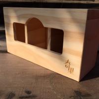 木盒。筷盒，酒瓶盒。禮品包裝木盒。松木，手作木盒(可客製尺寸造型，雷射雕刻LOGO)